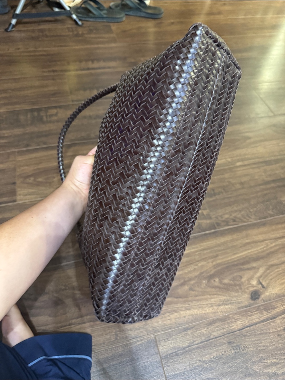 NWT Madewell The Signature Woven Zip Top Shoulder Bag in Coffee Bean - Picture 10 of 12